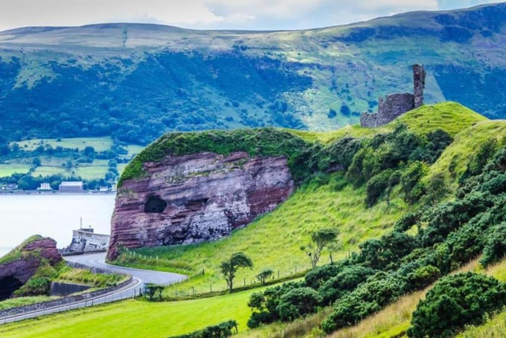 Cushendall Stables Exteriör bild